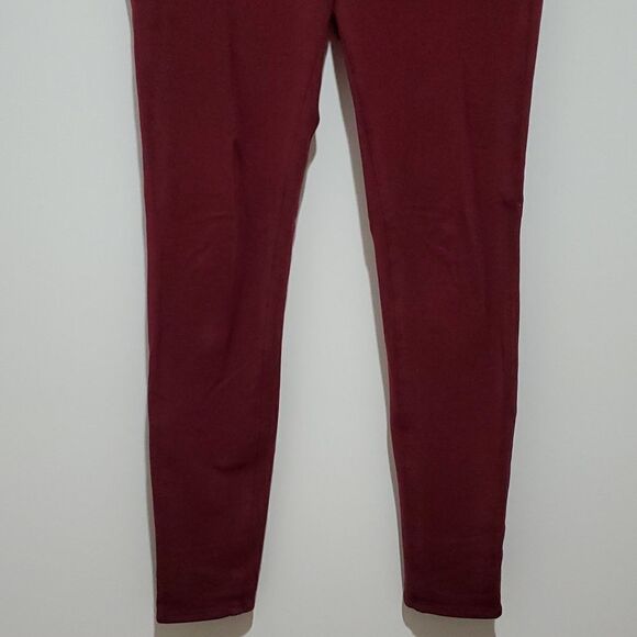 American Eagle maroon 28x29 size 2 super stretch jeggings - Picture 4 of 8